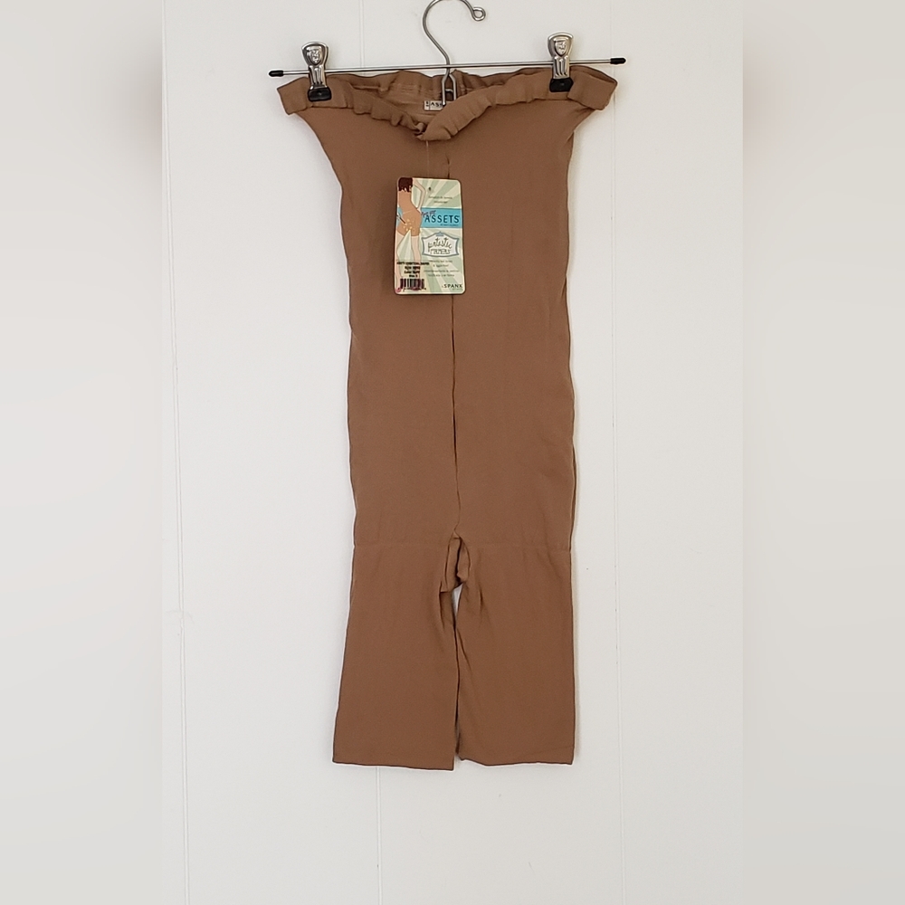 Assests by Spanx Shapewear